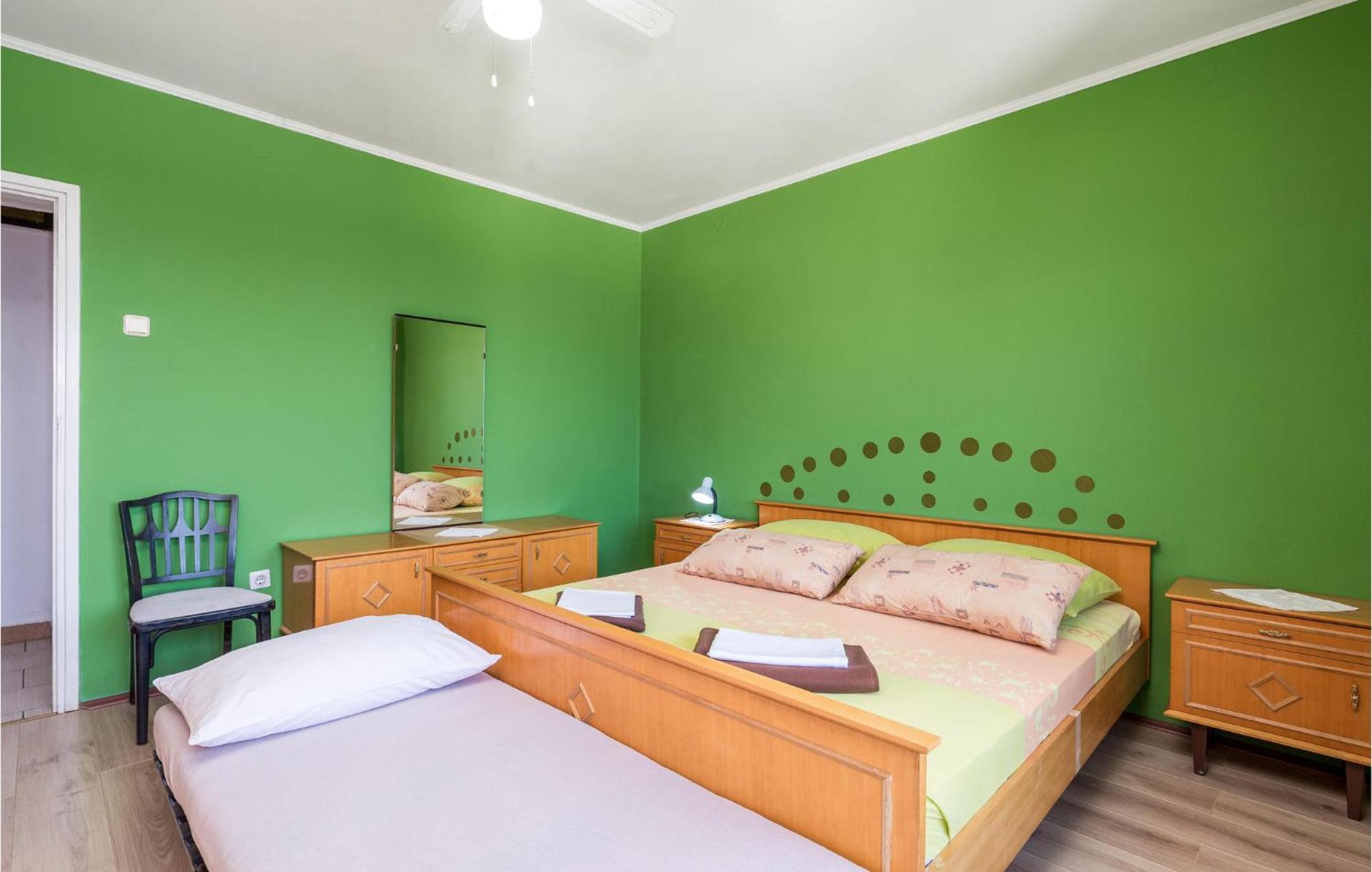 Amazing Apartment In Senj With House Sea View מראה חיצוני תמונה
