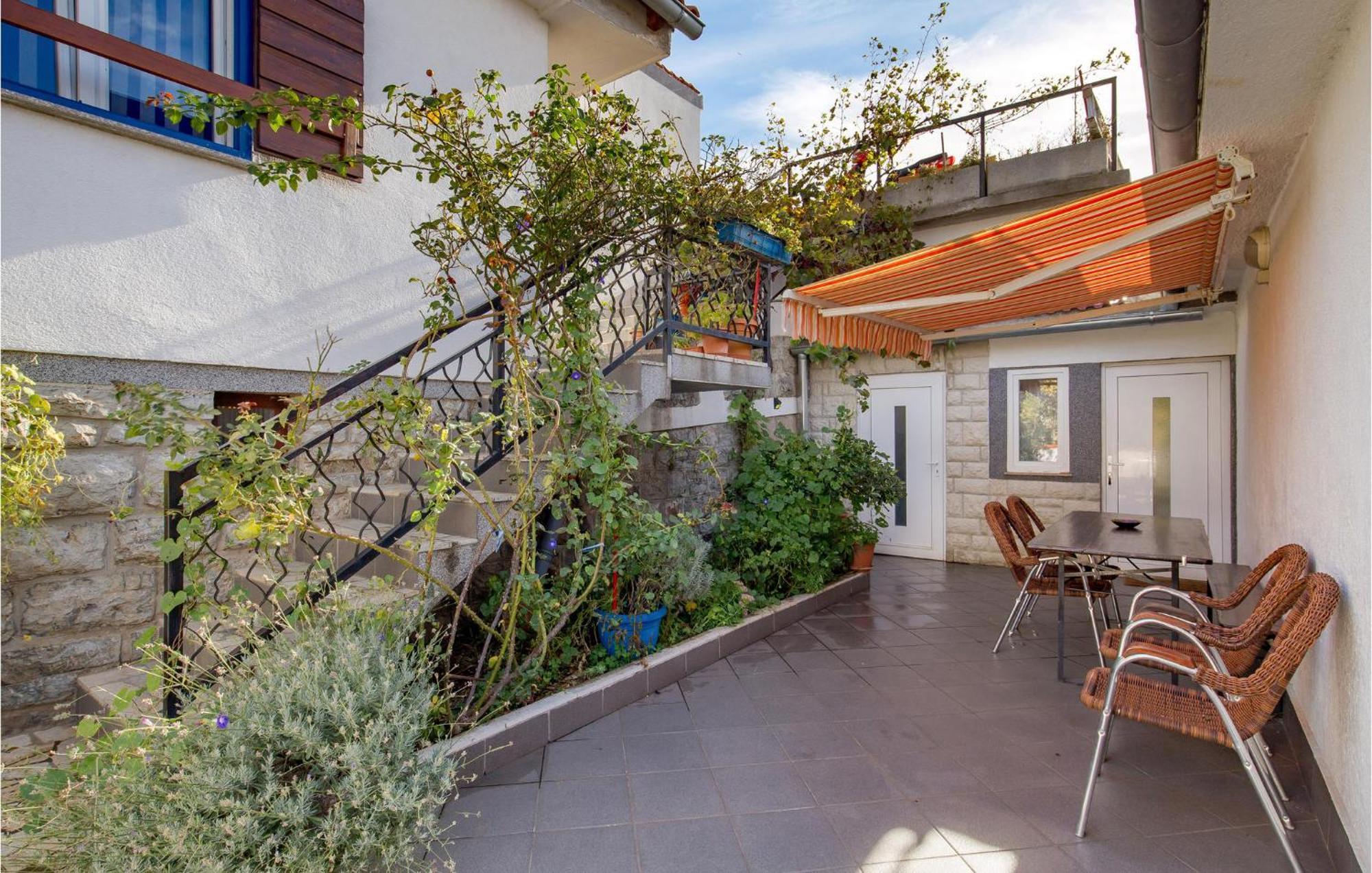 Amazing Apartment In Senj With House Sea View מראה חיצוני תמונה